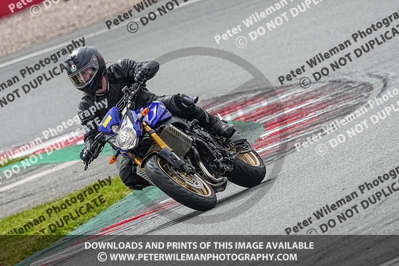 donington no limits trackday;donington park photographs;donington trackday photographs;no limits trackdays;peter wileman photography;trackday digital images;trackday photos